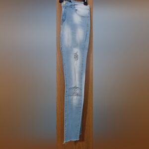 17-005 Blue Topic Distressed Jeans size 5/6